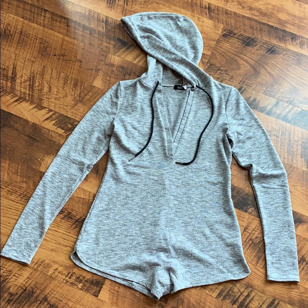 BDG • Heathered Grey Hooded Romper • M